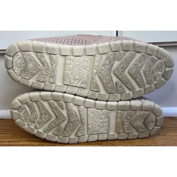 OTBT Women’s Cocoa Tan “Universe” Slip On Perforated Leather Flat Shoe Size 7.5 - Picture 8 of 11